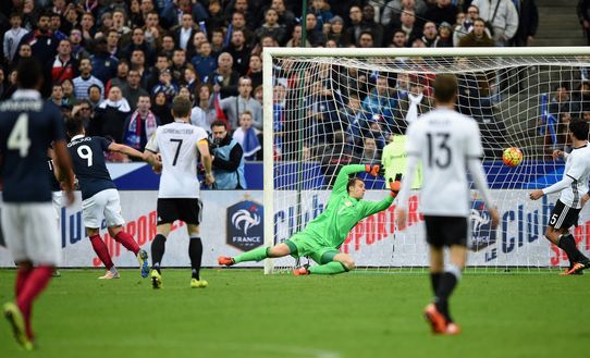 Le taglienti parole di Deschamps: “Sarebbe stato meglio evitare di giocare il 13 novembre”- immagine 3