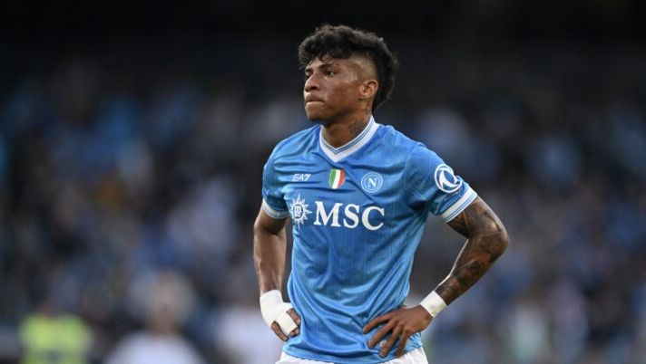 Como-Napoli, formazioni ufficiali: la scelta su Paz, Anguissa, Santos, Spinazzola, Beukema, Diao e Kempf - immagine 1