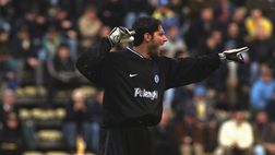 FOTO Buon compleanno “Batman” Taglialatela: gli auguri social del Napoli