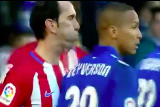 In UK – Da Totti a D. Costa, sdoganato lo sputo nel calcio: mix tra abitudine e…- immagine 2