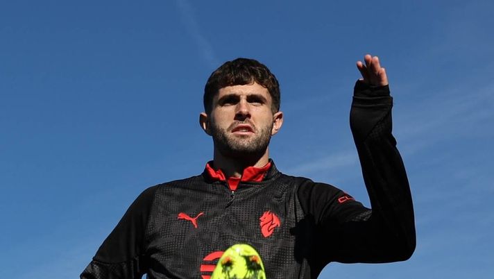 Christian Pulisic (attaccante AC Milan), qui durante una seduta di allenamento dei rossoneri a Milanello | Milan News (Getty Images) Allegri lancia Pulisic: 'Può ancora migliorare. E' diabolico. In campo si trasforma'