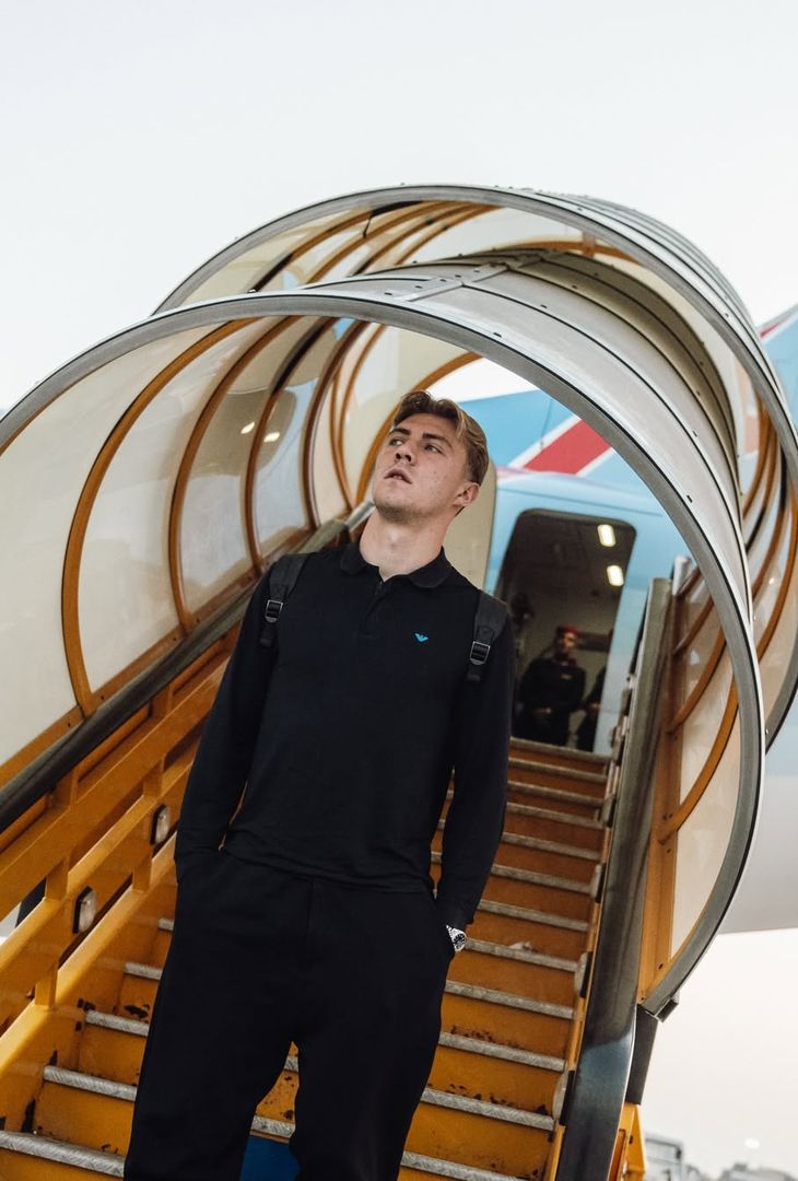 L'arrivo della squadra a Verona per il match contro gli scaligeri sabato alle 18.00 al Bentegodi