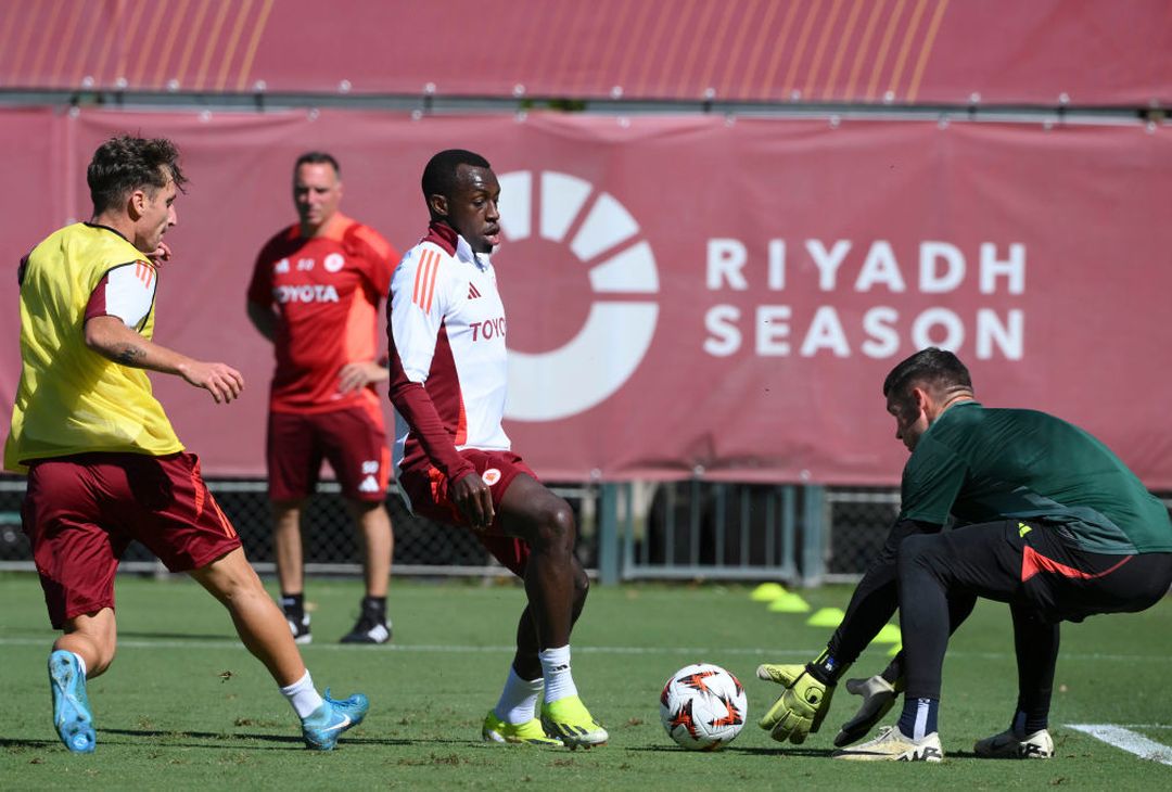 Roma, scarico per i titolari col Venezia. Dybala a parte – FOTO GALLERY - immagine 17