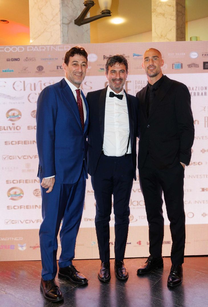 GALLERY Christmas Charity 2024, trionfo per Cannavaro-Ferrara: le foto della serata - immagine 21