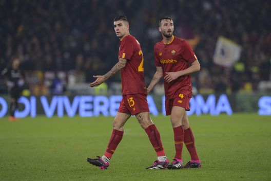 Roma, Italia- Febbraio 01: Cristante e Mancini nel 2022 La memoria corre tra Atalanta e Roma: storie di ex e sogni da Amadei a Mancini- immagine 6