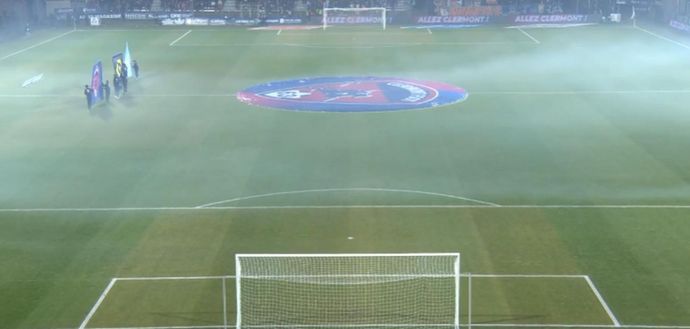 Medellin vince Coppa e lascia stadio in tank: feriti e scontri con la polizia- immagine 3