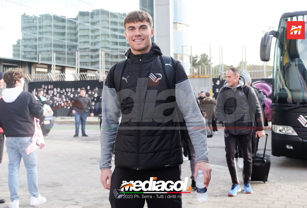 FOTO Como-Palermo, il Palermo in partenza dal ‘Renzo Barbera’ (GALLERY) - immagine 55