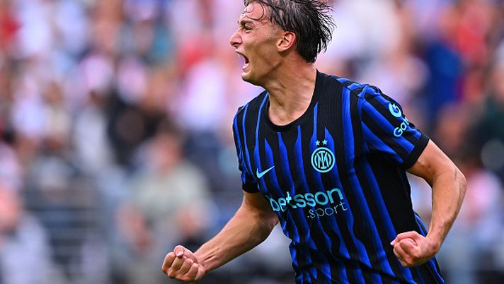 SEATTLE, WASHINGTON - JUNE 25: Francesco Pio Esposito of FC Internazionale celebrates with teammates after scoring his team's first goal during the FIFA Club World Cup 2025 group E match between FC Internazionale Milano and CA River Plate at Lumen Field on June 25, 2025 in Seattle, Washington. (Photo by Mattia Pistoia - Inter/Inter via Getty Images) Pio Esposito Inter