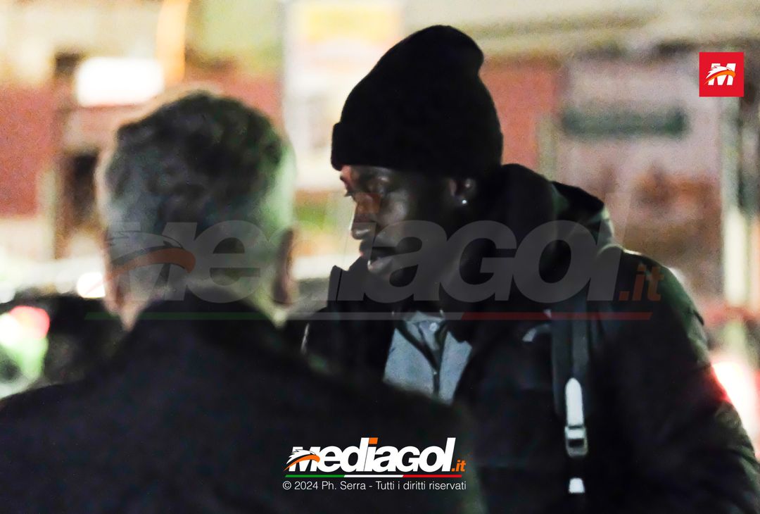 FOTO PALERMO: la squadra di Corini si raduna al parcheggio dell’Ippodromo (GALLERY) - immagine 13