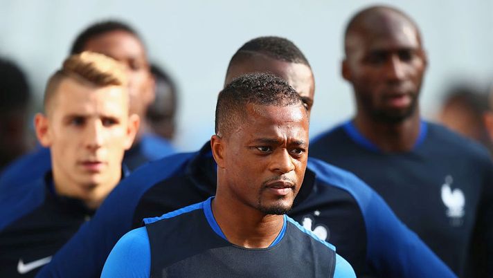 Non paga alimenti a ex moglie, un anno di carcere con condizionale per Evra - immagine 1