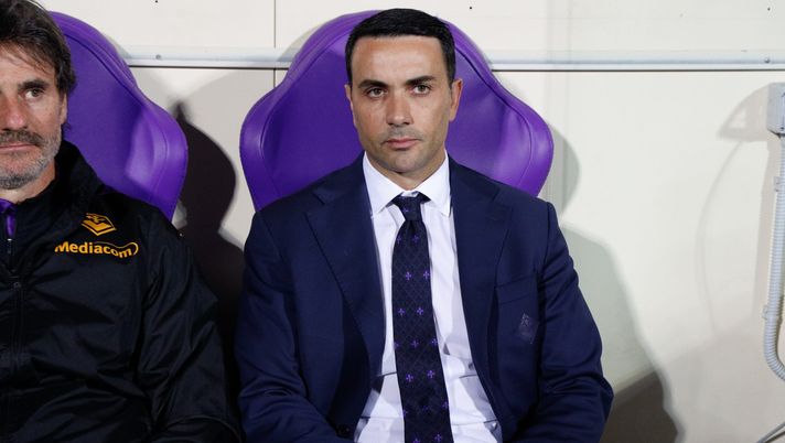 GERMOGLI PH: 8 MAGGIO 2025 FIRENZE STADIO ARTEMIO FRANCHI SEMIFINALE DI CONFERENCE LEAGUE FIORENTINA VS BETIS NELLA FOTO PALLADINO Repubblica – Palladino e un quorum raggiunto in carrozza - immagine 1