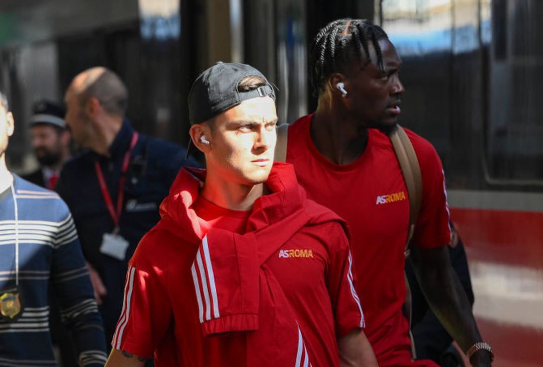 Roma, la partenza in treno verso Napoli – FOTO GALLERY - immagine 10