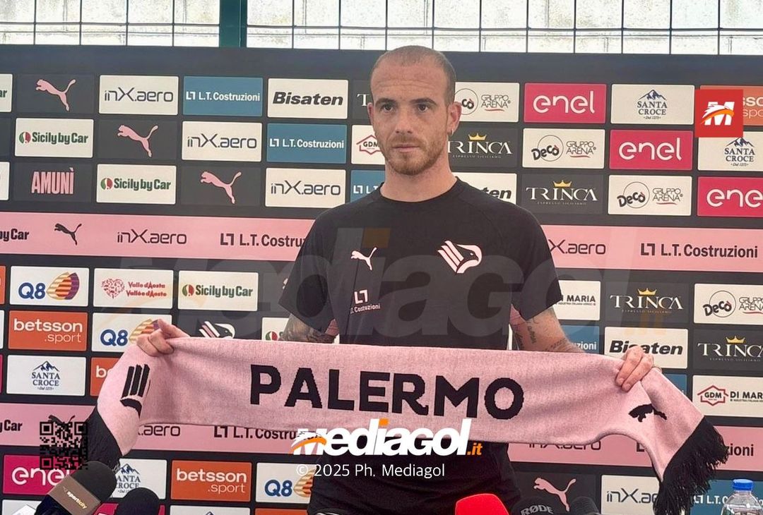 FOTO, Antonio Palumbo si presenta in conferenza stampa- immagine 1