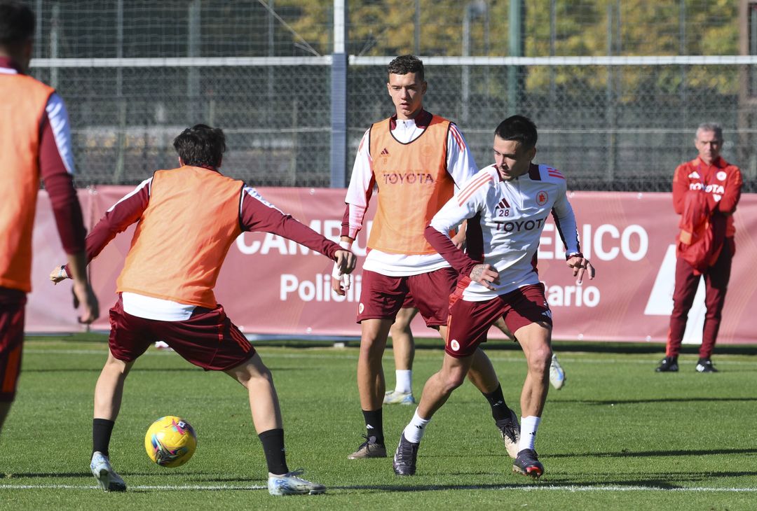 Trigoria, l’allenamento del mercoledì mattina – FOTO GALLERY - immagine 64