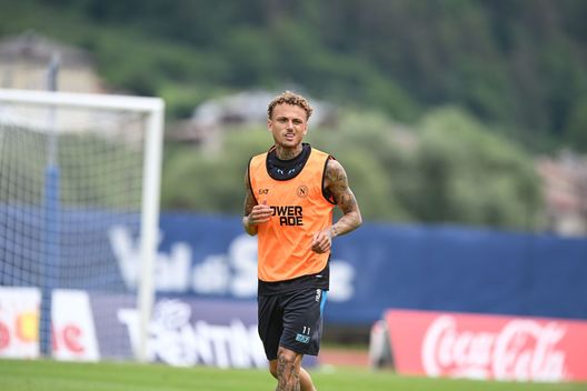 DIMARO, ITALIA - 25 LUGLIO: Noa Lang del Napoli si allena in ritiro a Dimaro. (Photo by SSC NAPOLI/SSC NAPOLI via Getty Images) Amma faticà cchiù assaje: il nuovo Napoli tra fantasia, coesione e qualche incognita- immagine 4