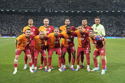 Galatasaray, Icardi perde il derby con Immobile e non si prende la medaglia...