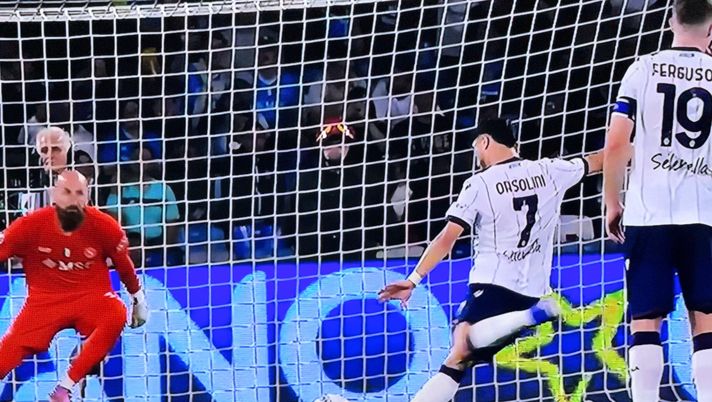 Napoli-Bologna 0-2, Di Lorenzo concede il penalty: Orsolini gela il Maradona – VIDEO - immagine 1