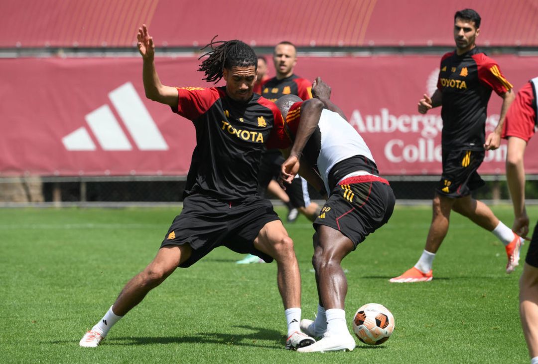 Trigoria, l’allenamento in vista del Bayer: tornano Lukaku e Smalling – FOTO GALLERY - immagine 5