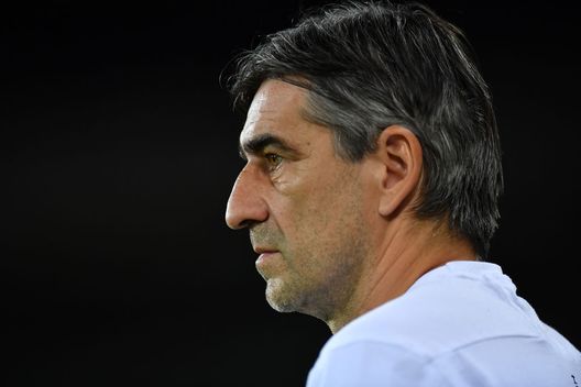 TURIN, ITALY - JULY 22: Hellas Verona head coach Ivan Juric looks on during the Serie A match between Torino FC and Hellas Verona at Stadio Olimpico di Torino on July 22, 2020 in Turin, Italy. (Photo by Valerio Pennicino/Getty Images)