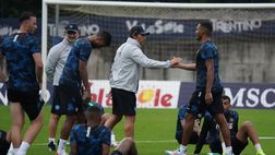 Ovazioni per Oriali e Conte, domani l’attesa conferenza del mister: l’orario