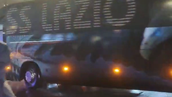 Video – Torino-Lazio, l’arrivo del pullman biancoceleste allo stadio