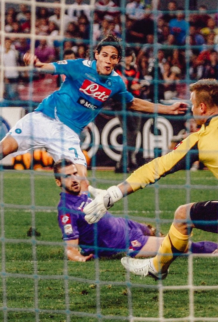 GALLERY Napoli-Fiorentina, viaggio nei ricordi: i migliori scatti delle sfide passate - immagine 2