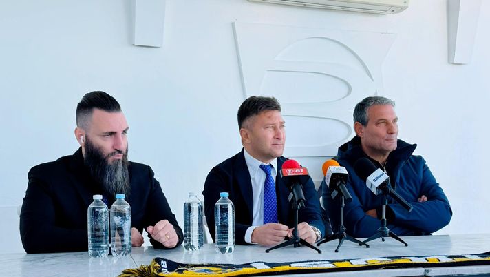 Ischia, presentata la nuova società: “Progetto solido e visione a lungo termine” Ischia, presentata la nuova società: “Progetto solido e visione a lungo termine” - immagine 1