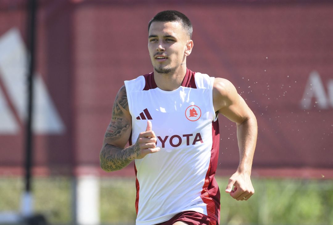 Roma, giallorossi a lavoro a Trigoria: è tornato Dybala – FOTO GALLERY - immagine 18