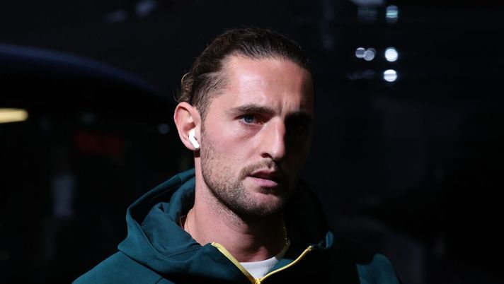 Oggi Rabiot incontrerà i tifosi al Flagship Store di via Dante. Ecco quando