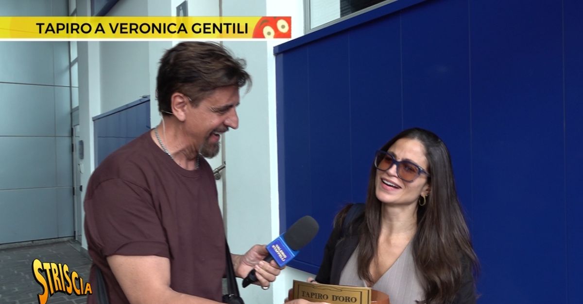 Isola dei Famosi, per Veronica Gentili arriva ‘la base’ del Tapiro