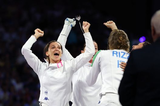 Getty Images Che coppia: bronzo per Paltrinieri, oro per la Fiamingo. Lo scatto finisce sui social- immagine 3
