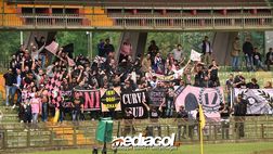 Palermo, La Repubblica: “Pari Terni sta largo, tifosi delusi e squadra respinta…”
