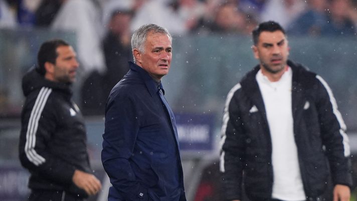 Champions: Napoli out, le altre italiane ai play-off. Mou avanza grazie al portiere - immagine 1