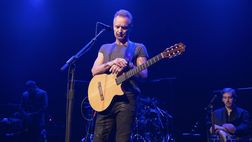 Minuto di silenzio. Poi Sting riapre il Bataclan