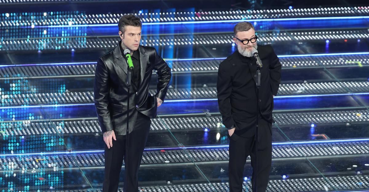 Sanremo, Fedez con gli occhi lucidi dopo “Bella stronza”: dedica ad amore finito