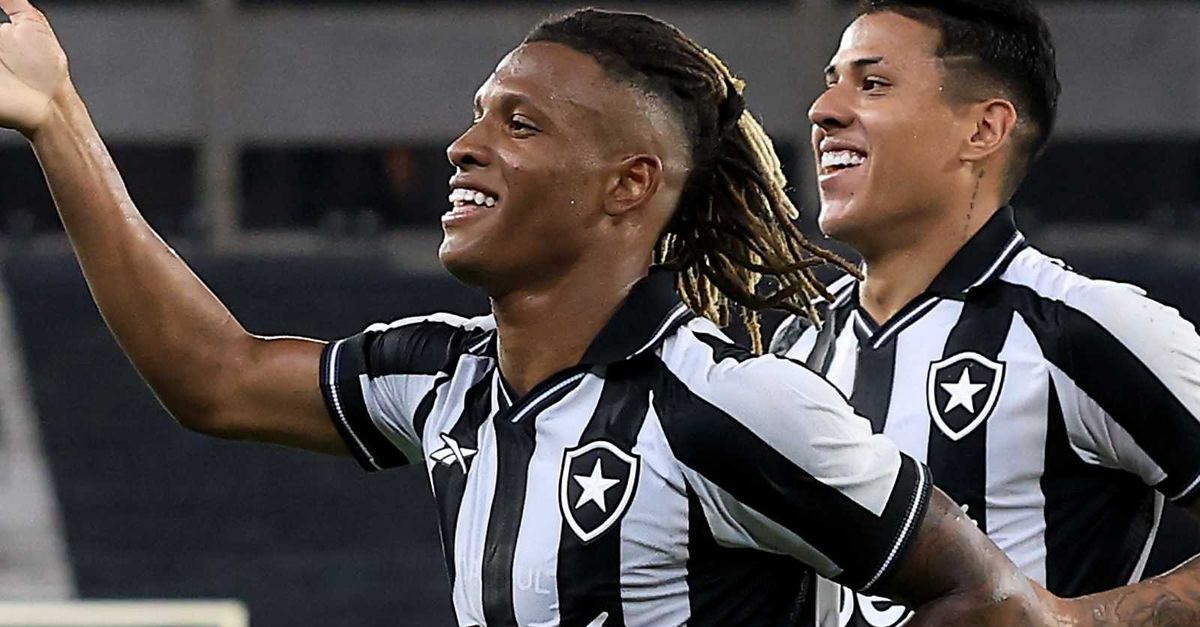 milan colpo in brasile avviati i contatti per il nuovo mediano della nazionale da 40 milioni da Pianetamilan.it milan colpo in brasile avviati i contatti per il nuovo mediano della nazionale da 40 milioni