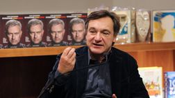 Roma-Inter, Caressa disperato in tribuna dopo l’errore di Dovbyk: il video è virale