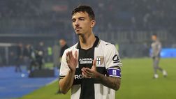 FLASH – Parma, un infortunio dietro al cambio di Delprato all’intervallo: ecco la prima diagnosi