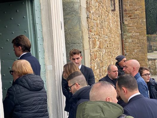Firenze piange Hamrin. Le FOTO dal funerale dell’Uccellino- immagine 4