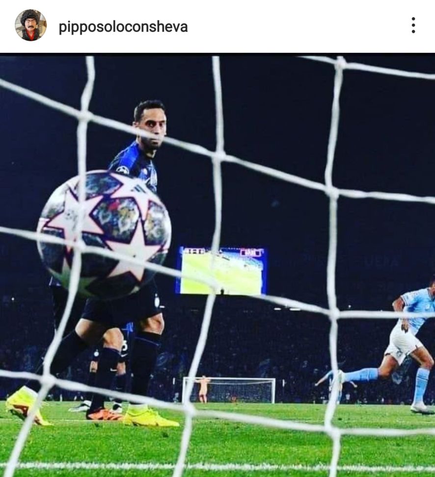 Anche questo è derby: Theo guarda l’Inter e Calha guarda la palla di Rodri…- immagine 3