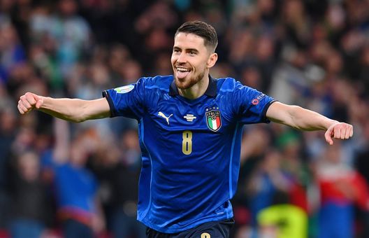 LONDRA, INGHILTERRA - 6 LUGLIO: Jorginho con la maglia della Nazionale italiana. (Photo by Claudio Villa/Getty Images) Addio Premier League: Jorginho sbarca al Flamengo e vola al Mondiale per Club- immagine 3