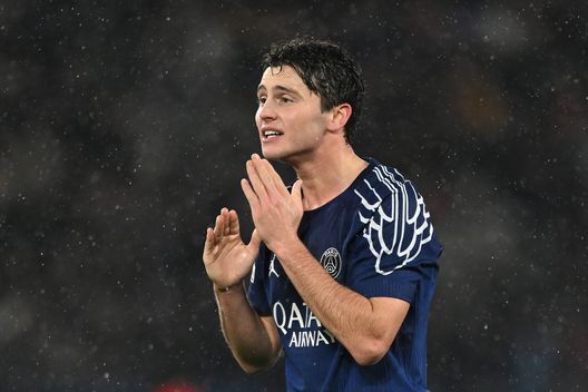 Joao Neves durante la partita della fase a gironi della UEFA Champions League 2024/25 tra Paris Saint-Germain e Manchester City al Parc des Princes il 22 gennaio 2025 a Parigi, Francia. (Foto di Mike Hewitt/Getty Images) Enzo Maresca, “The Italian Job”! Il Chelsea gela il PSG per 3 a 0: Blues campioni del mondo- immagine 4