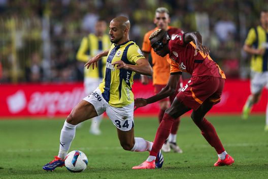 Amrabat: “Già in campo con la Fiorentina, sto bene. Voglio vincere l’Europa League”- immagine 2