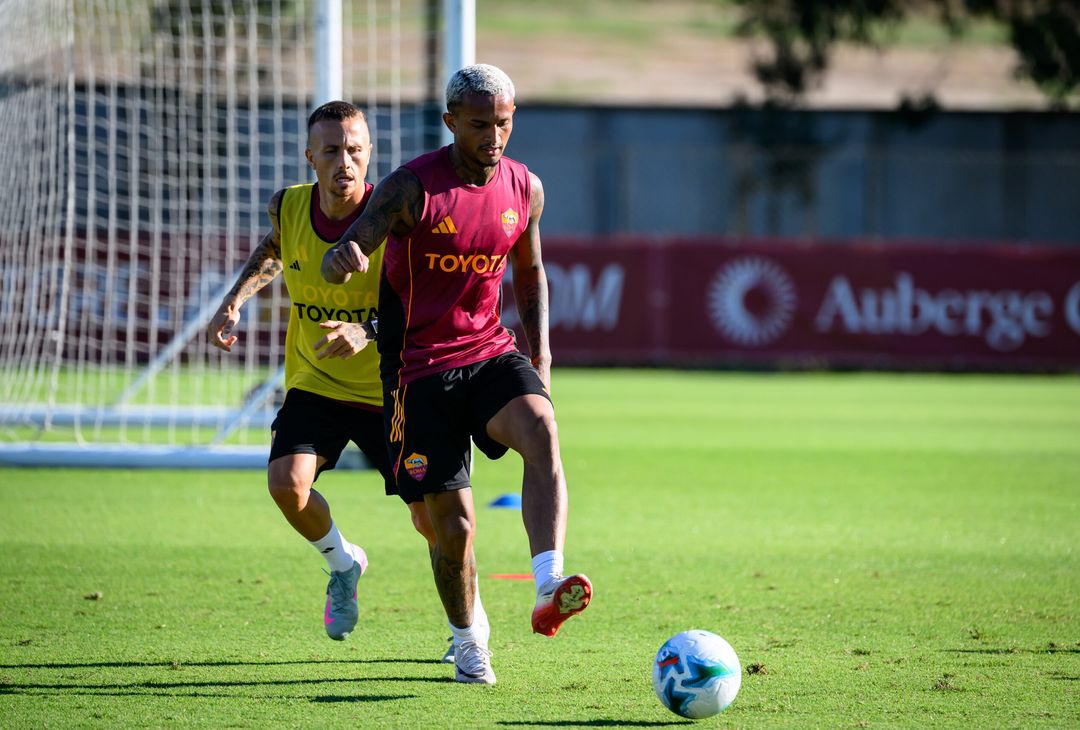 Raduno Roma, il primo allenamento di Wesley e Vasquez a Trigoria- FOTO GALLERY - immagine 2