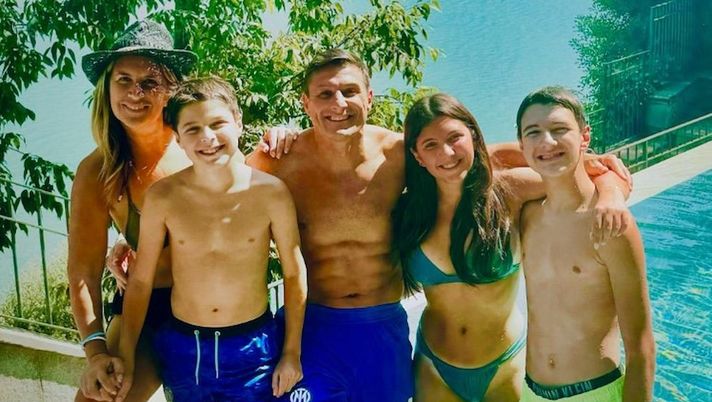 Zanetti ringrazia tutti per gli auguri: “Grazie per tanto amore e affetto” - immagine 1