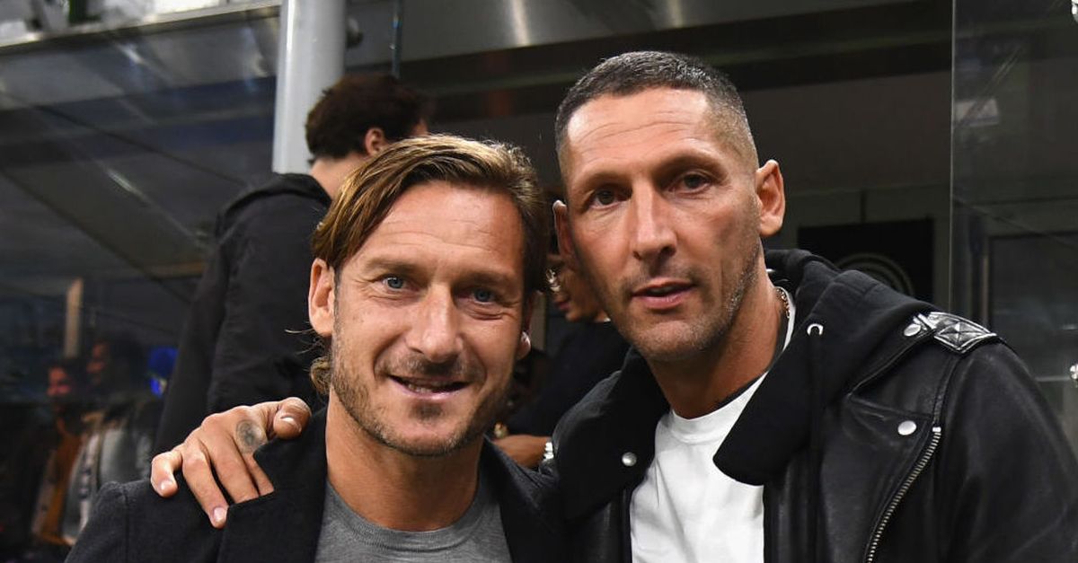 Materazzi svela: "Nel 2006 potevo andare alla Roma. Mi sarebbe piaciuto giocare con Totti"
