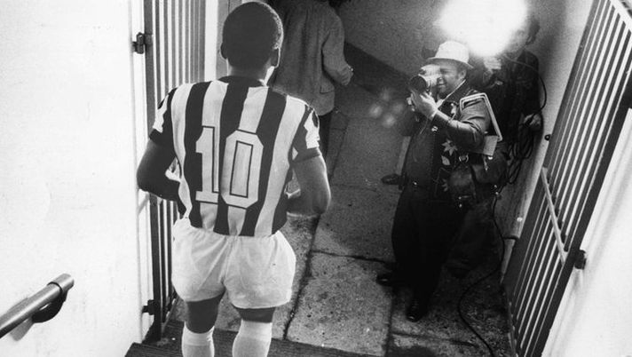 Il nuovo presidente del Santos non vuole la maglia numero 10 di Pelé in Seconda divisione - immagine 1