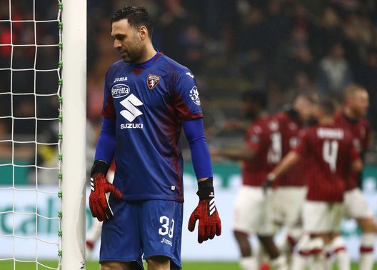 MILAN, ITALY - FEBRUARY 17: Salvatore Sirigu of Torino FC shows his dejection during the Serie A match between AC Milan and Torino FC at Stadio Giuseppe Meazza on February 17, 2020 in Milan, Italy. (Photo by Marco Luzzani/Getty Images)