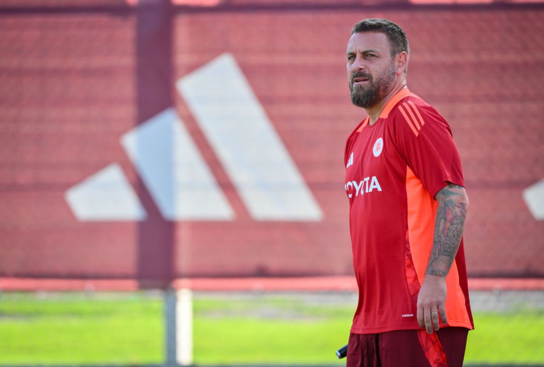 Trigoria, Dovbyk nel primo allenamento con i nuovi compagni – FOTO GALLERY - immagine 33