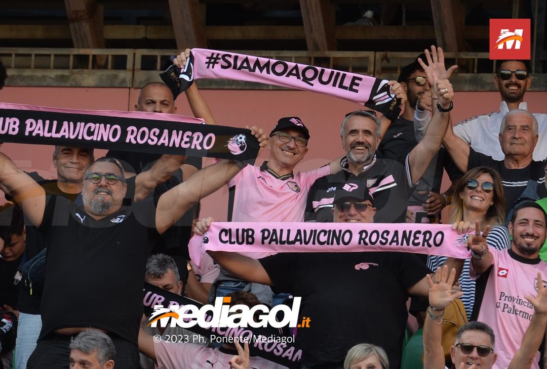 FOTOTIFO Palermo-Lecco, gli scatti ai tifosi al “Renzo Barbera” (GALLERY) - immagine 92